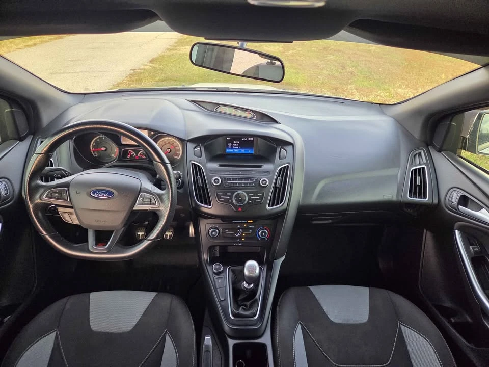 2017 Ford Focus 3rd Gen - Image 11 of 13