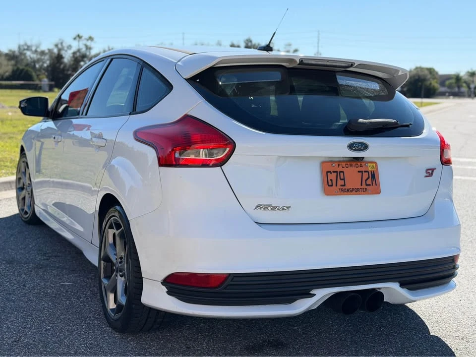 2017 Ford Focus ST 3rd Gen - Image 4 of 13