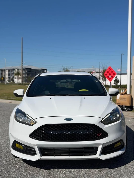 2017 Ford Focus ST 3rd Gen - Image 3 of 13