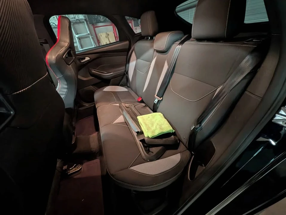 2017 Ford Focus ST 3rd Gen - Image 9 of 15