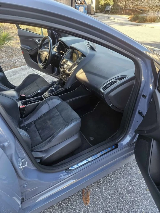 2017 Ford Focus ST 3rd Gen - Image 9 of 15