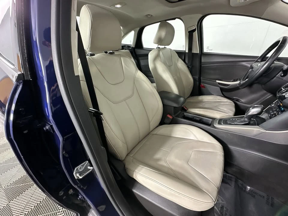 2017 Ford Focus 3rd Gen - Image 13 of 17