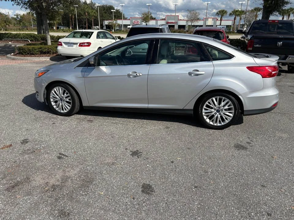 2017 Ford Focus 3rd Gen - Image 3 of 7