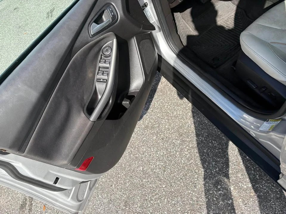 2017 Ford Focus 3rd Gen - Image 6 of 7
