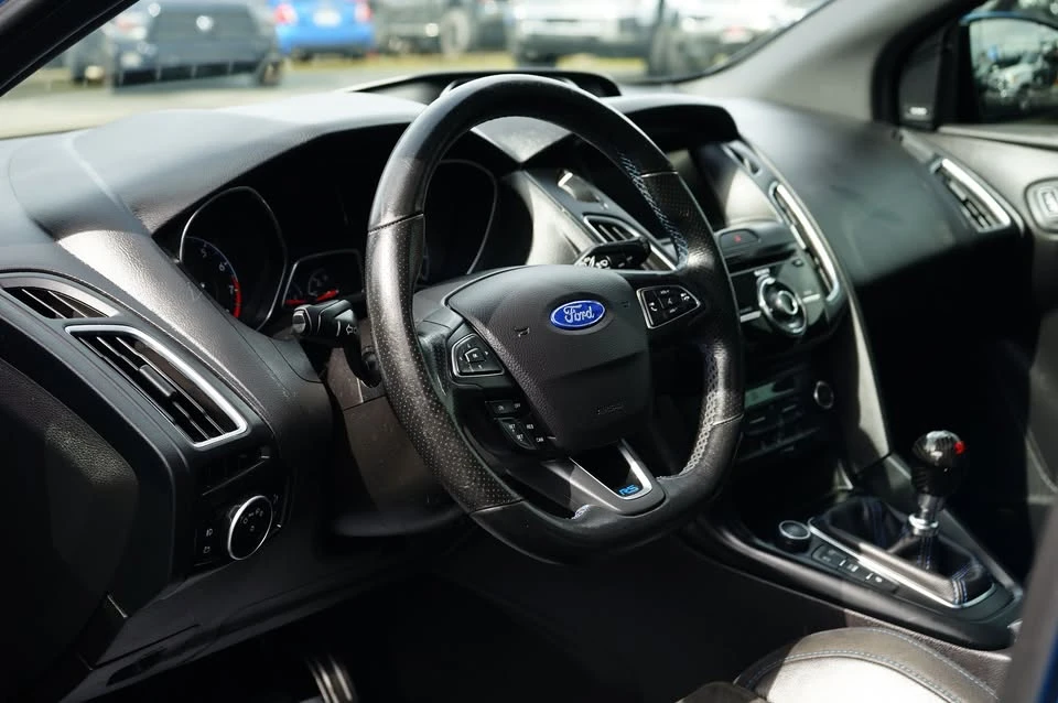 2017 Ford Focus RS 3rd Gen - Image 15 of 19
