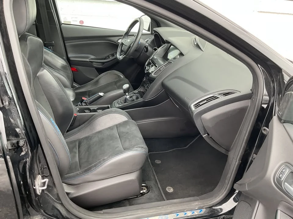 2017 Ford Focus RS 3rd Gen - Image 9 of 20