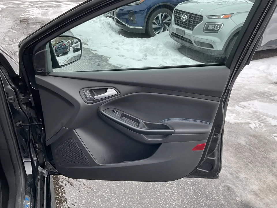 2017 Ford Focus RS 3rd Gen - Image 17 of 20