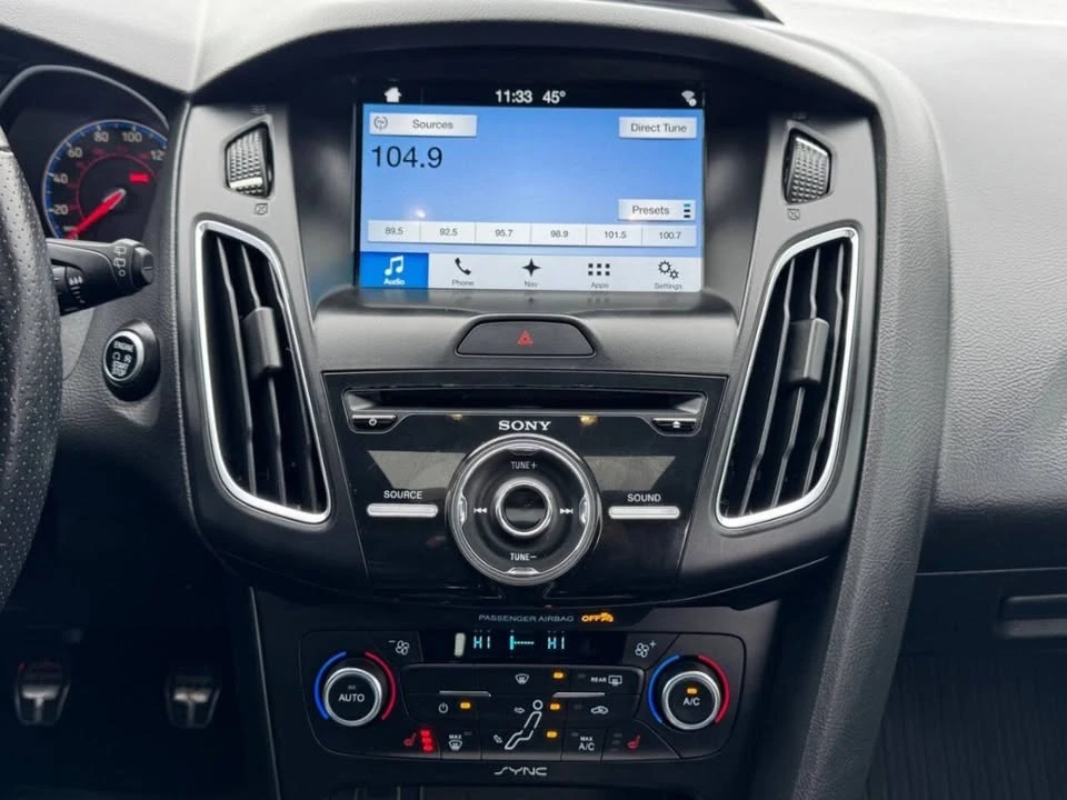 2017 Ford Focus RS 3rd Gen - Image 9 of 15