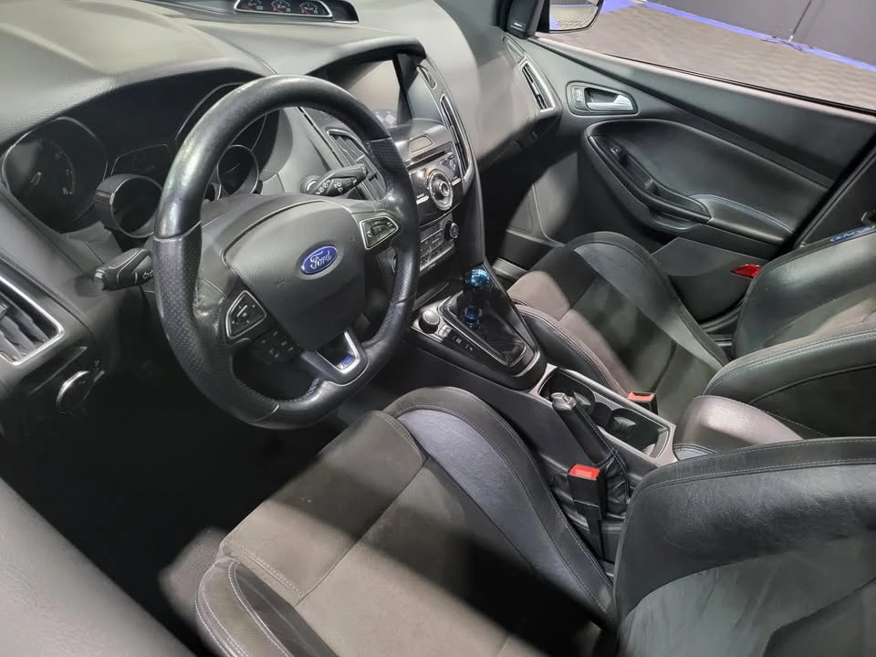 2017 Ford Focus RS 3rd Gen - Image 9 of 11