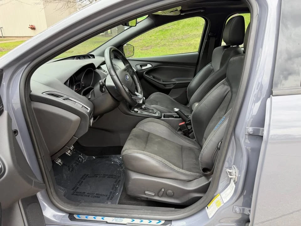 2017 Ford Focus RS 3rd Gen - Image 9 of 12