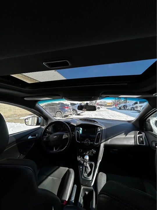 2017 Ford Focus RS 3rd Gen - Image 6 of 7
