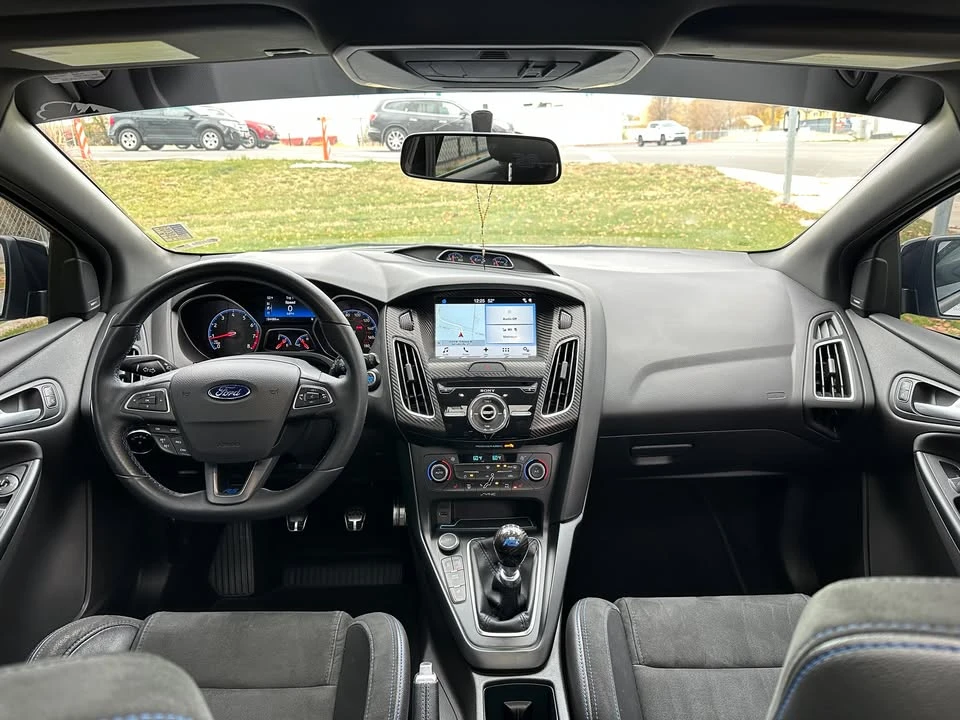 2017 Ford Focus RS 3rd Gen - Image 13 of 15