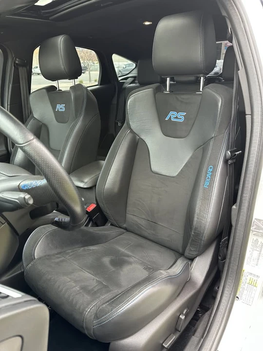 2017 Ford Focus RS 3rd Gen - Image 9 of 15
