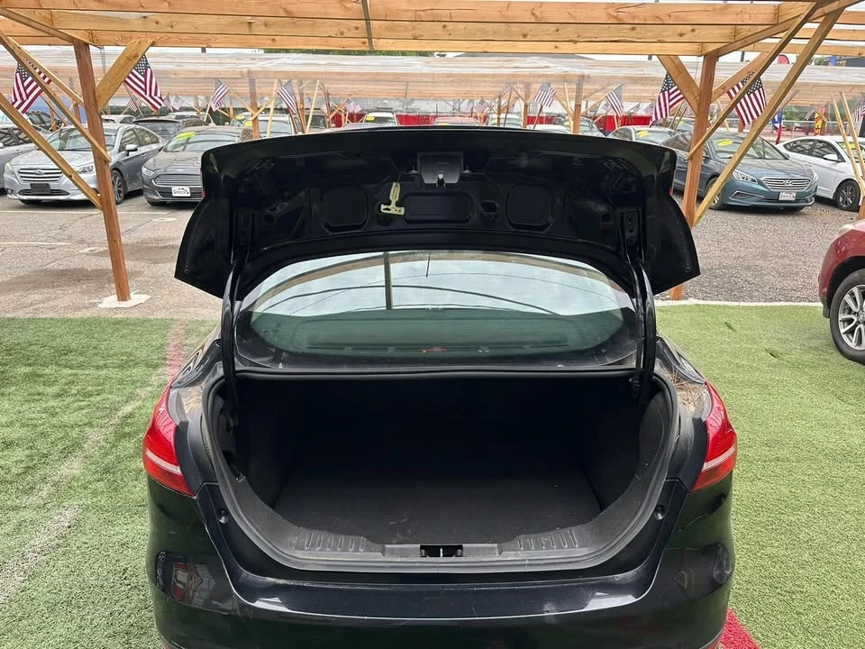 2017 Ford Focus 3rd Gen - Image 10 of 12