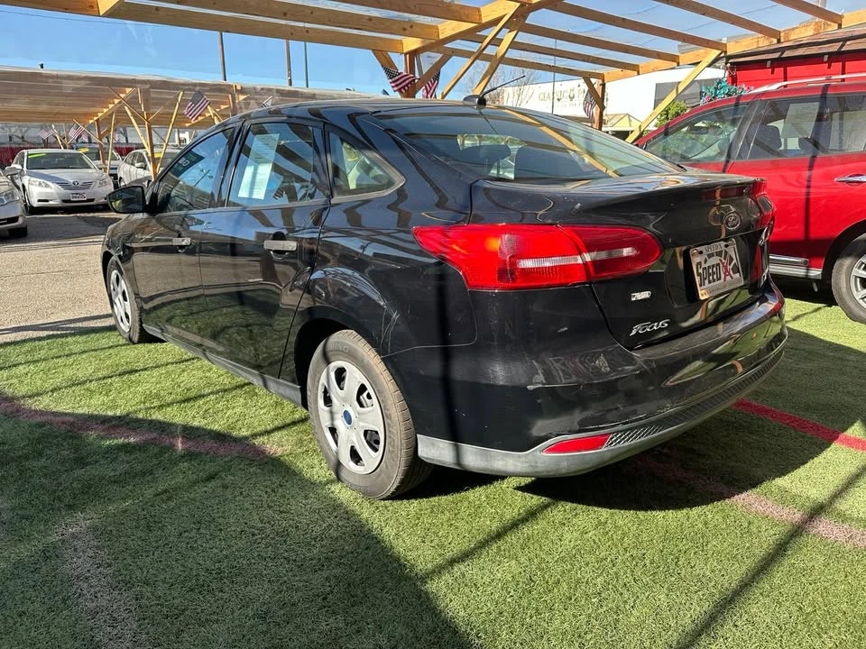 2017 Ford Focus 3rd Gen - Image 9 of 12