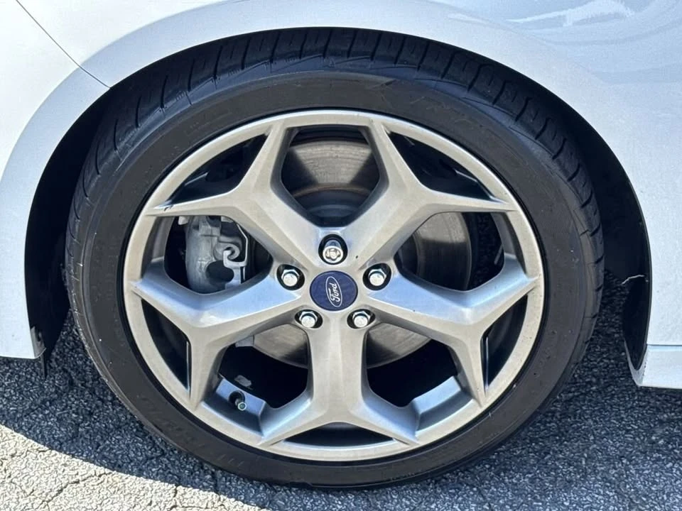 2017 Ford Focus 3rd Gen - Image 10 of 19