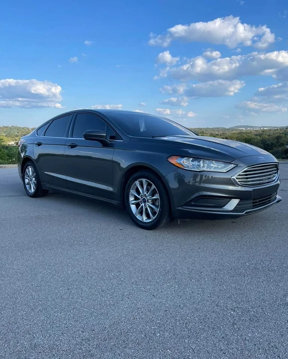 2017 Ford Fusion 2nd Gen - Image 2 of 10