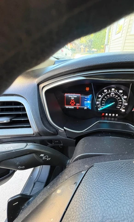 2017 Ford Fusion 2nd Gen - Image 6 of 6