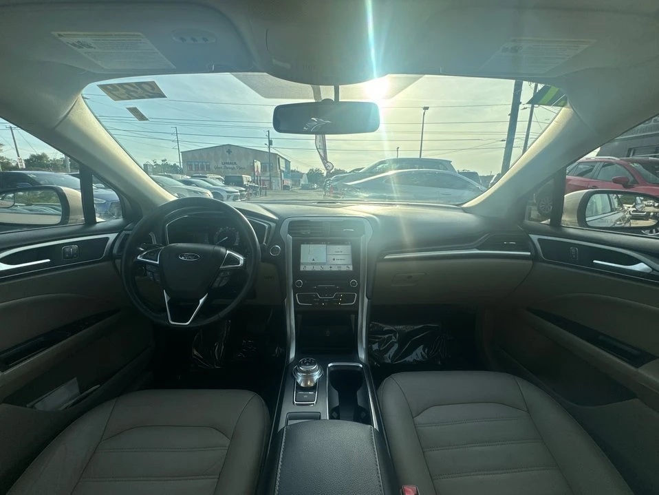 2017 Ford Fusion 2nd Gen - Image 16 of 20