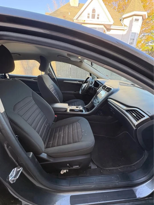 2017 Ford Fusion 2nd Gen - Image 5 of 6