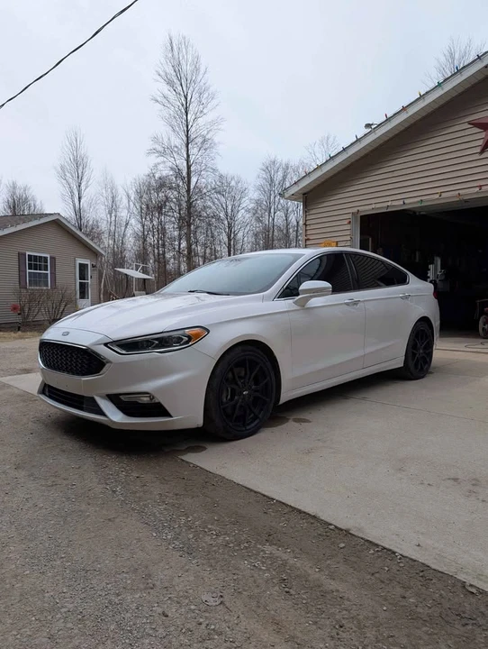 2017 Ford Fusion 2nd Gen - Image 2 of 13