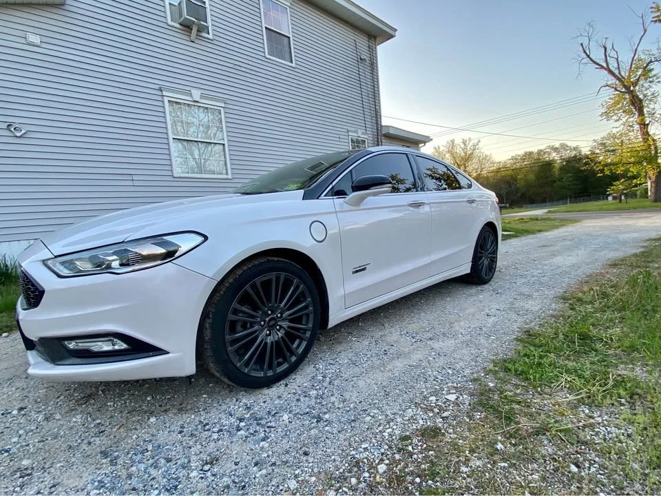 2017 Ford Fusion 2nd Gen - Image 2 of 18