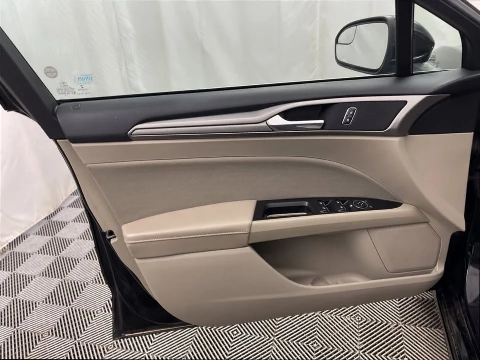 2017 Ford Fusion 2nd Gen - Image 17 of 19