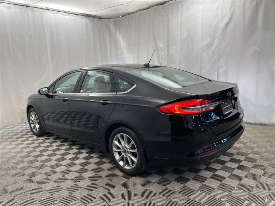 2017 Ford Fusion 2nd Gen - Image 3 of 19