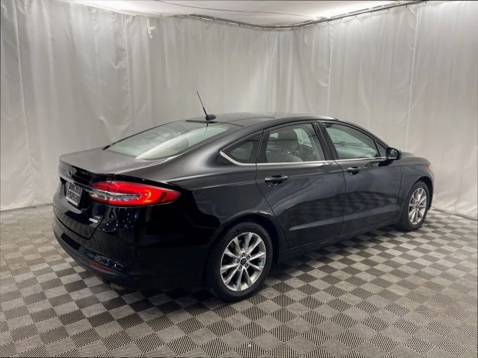 2017 Ford Fusion 2nd Gen - Image 2 of 19