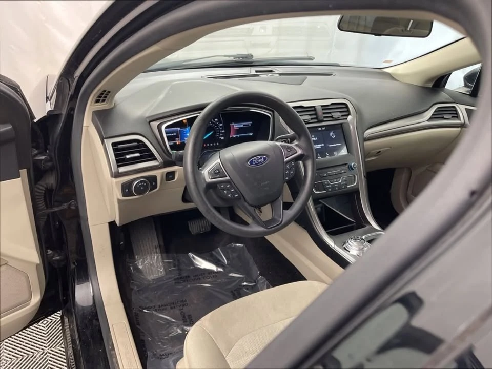 2017 Ford Fusion 2nd Gen - Image 13 of 19