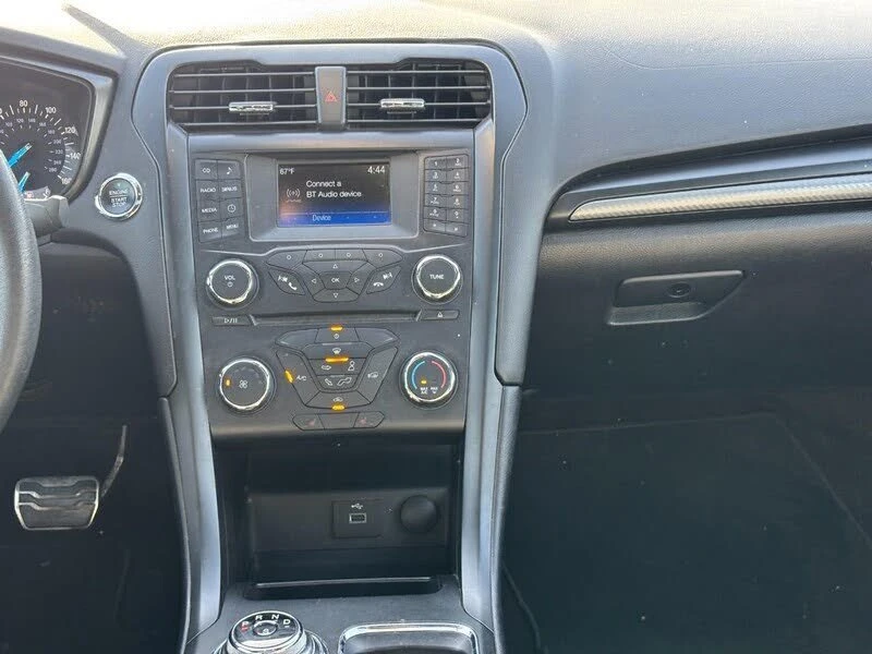2017 Ford Fusion 2nd Gen - Image 15 of 20