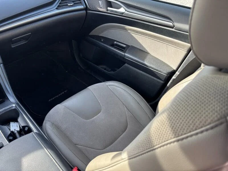 2017 Ford Fusion 2nd Gen - Image 16 of 20