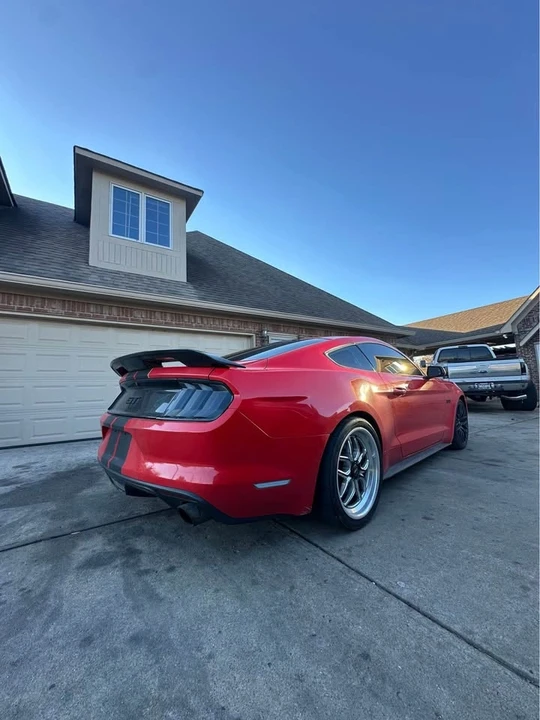 2017 Ford GT 2nd Gen - Image 3 of 3