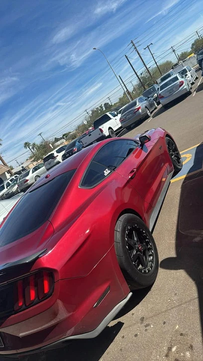 2017 Ford GT 2nd Gen - Image 2 of 3
