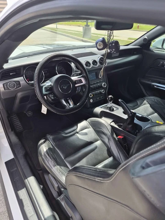 2017 Ford GT 2nd Gen - Image 12 of 17