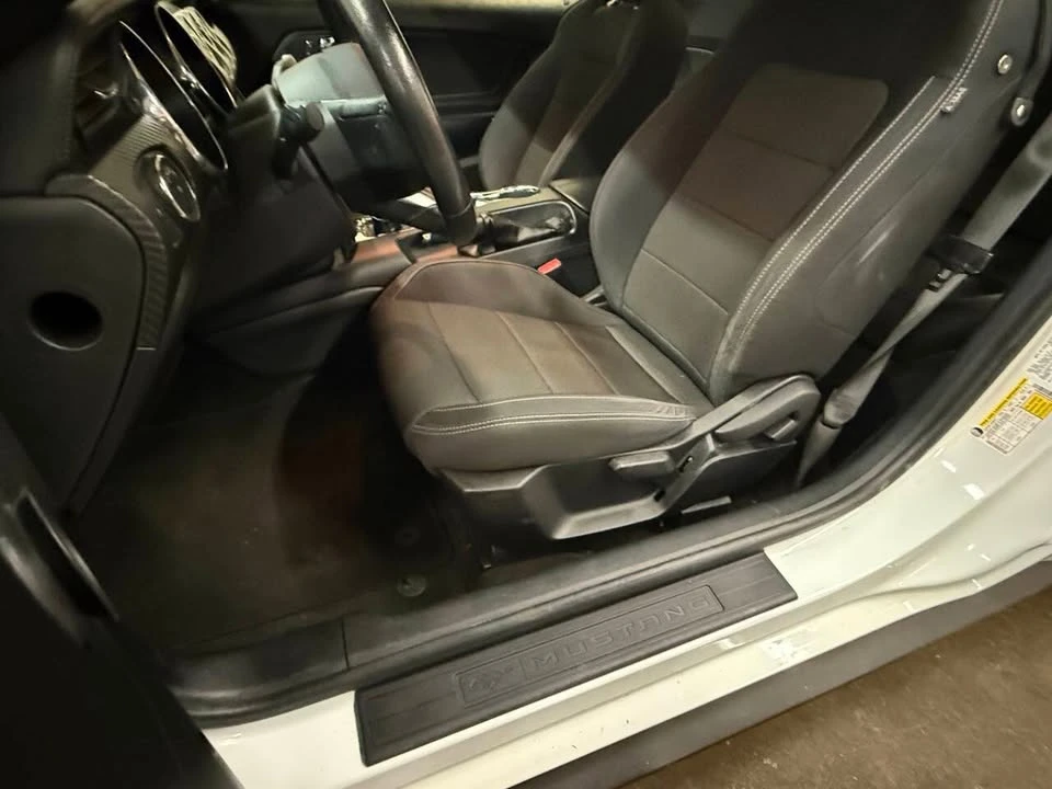 2017 Ford S550 Mustang - Image 12 of 20