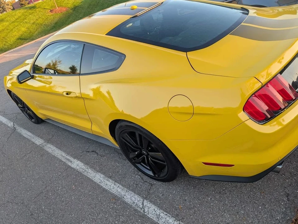 2017 Ford S550 Mustang - Image 4 of 11