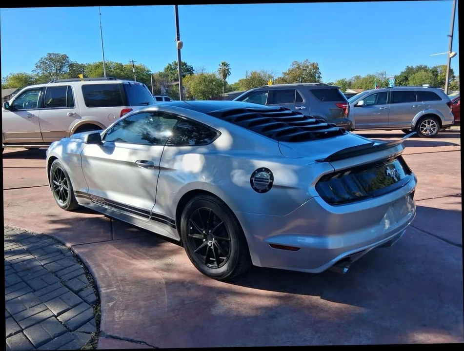 2017 Ford S550 Mustang - Image 7 of 11