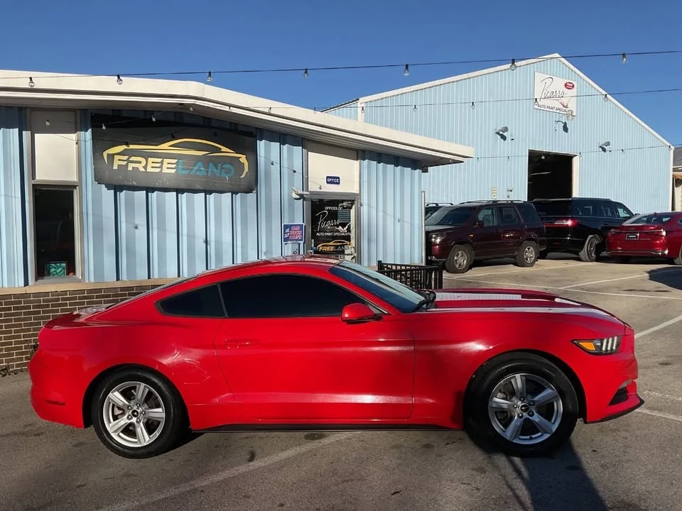 2017 Ford S550 Mustang - Image 11 of 20