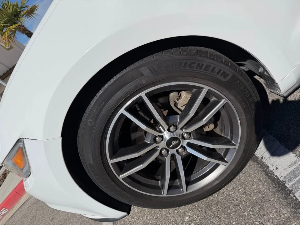2017 Ford S550 Mustang - Image 6 of 10