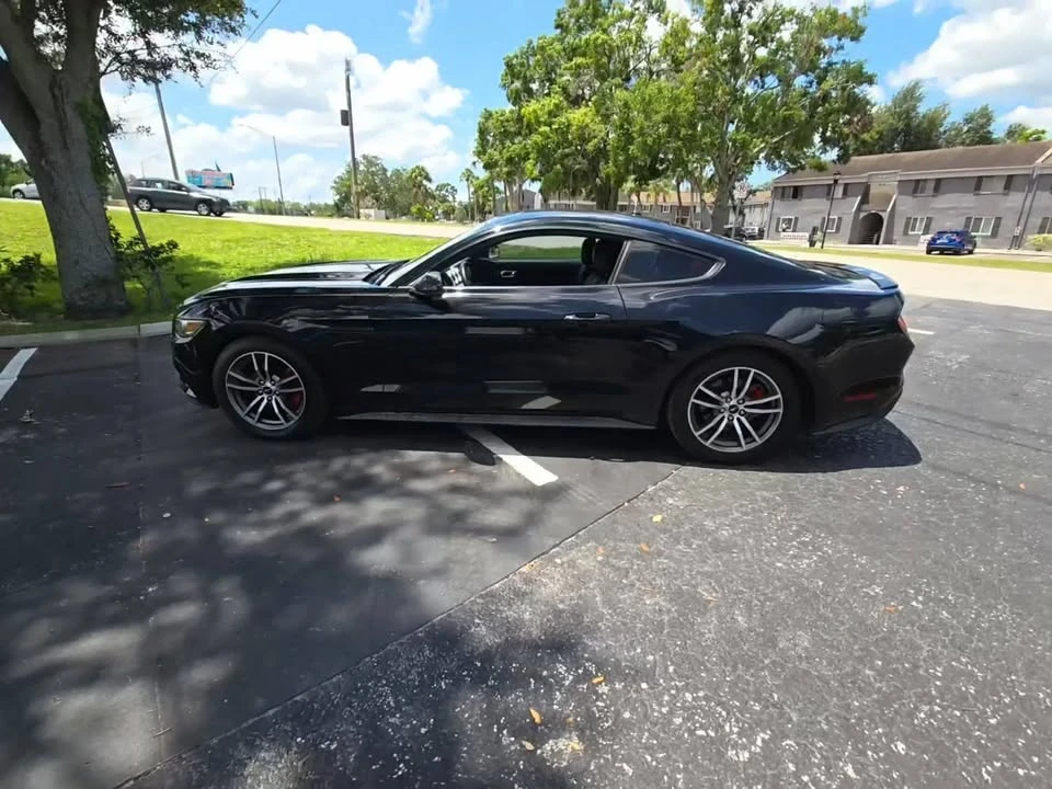 2017 Ford S550 Mustang - Image 2 of 11