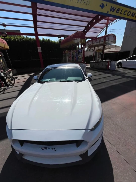 2017 Ford S550 Mustang - Image 2 of 17