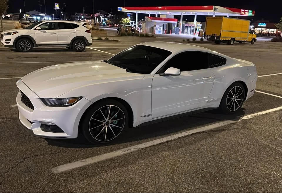 2017 Ford S550 Mustang - Image 2 of 4