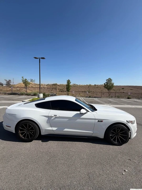 2017 Ford S550 Mustang - Image 2 of 11