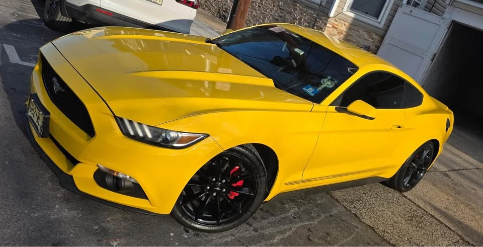 2017 Ford S550 Mustang - Image 2 of 8