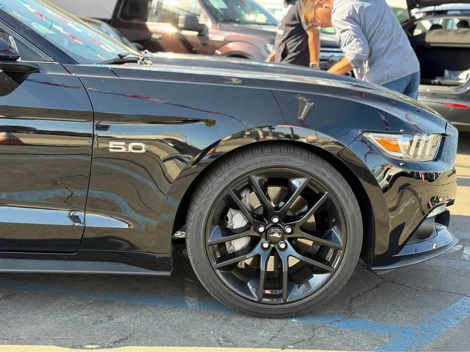 2017 Ford S550 Mustang - Image 8 of 20