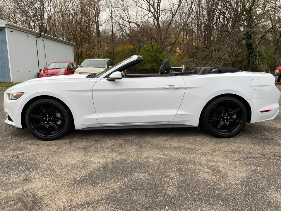 2017 Ford S550 Mustang - Image 2 of 16