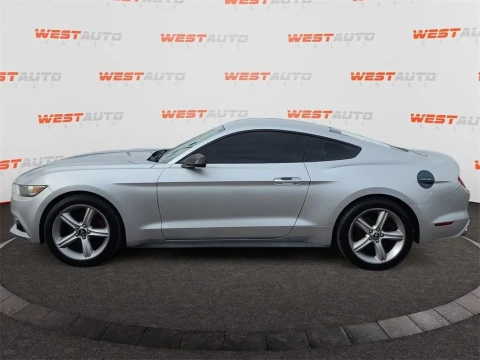 2017 Ford S550 Mustang - Image 2 of 19