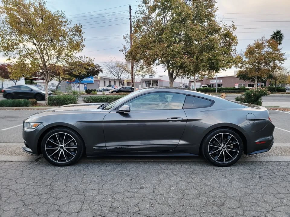 2017 Ford S550 Mustang - Image 2 of 14