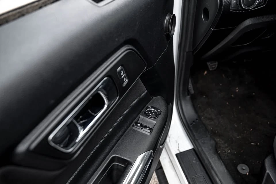 2017 Ford S550 Mustang - Image 7 of 17